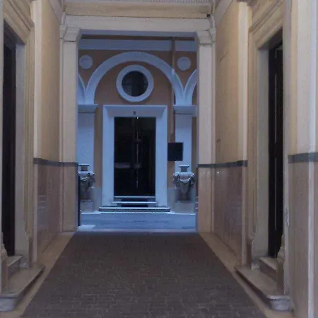 Garden's Elide 4* Řím